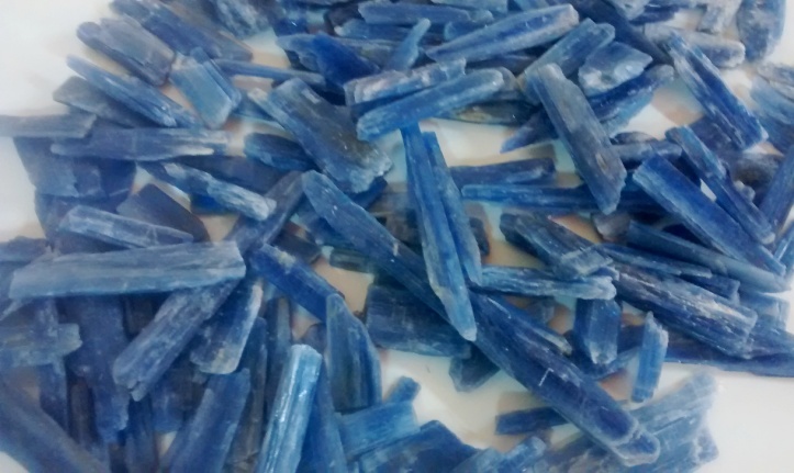 Stones from Uruguay - BLUE KYANITE BEING SELECTED TO TURN INTO PENDANTS