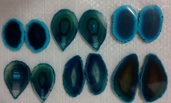 Stones from Uruguay - Light Blue Agate Slices for  Earrings