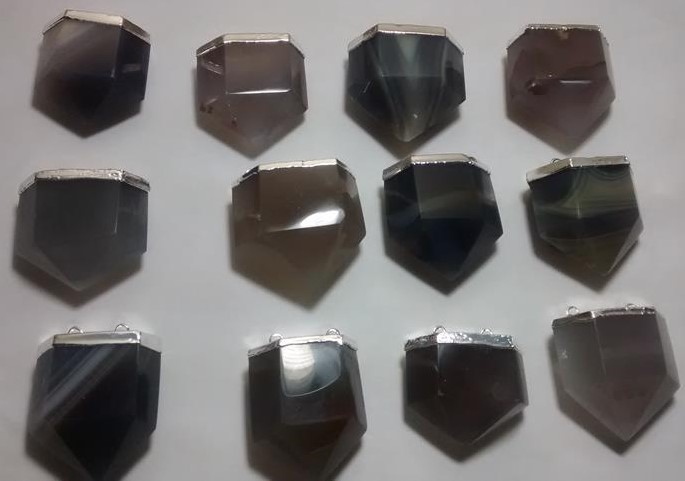 Stones from Uruguay - Polished Natural Agate Point Connectors(3x3x2cm)