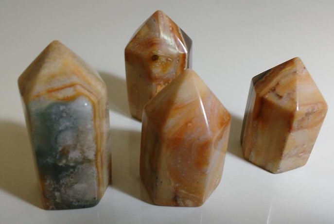 Stones from Uruguay - Pampa Cream Jasper Point for Decoration