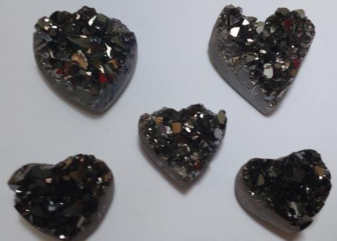 Stones from Uruguay - Old Silver Titanium Aura  Amethyst Druzy Heart
