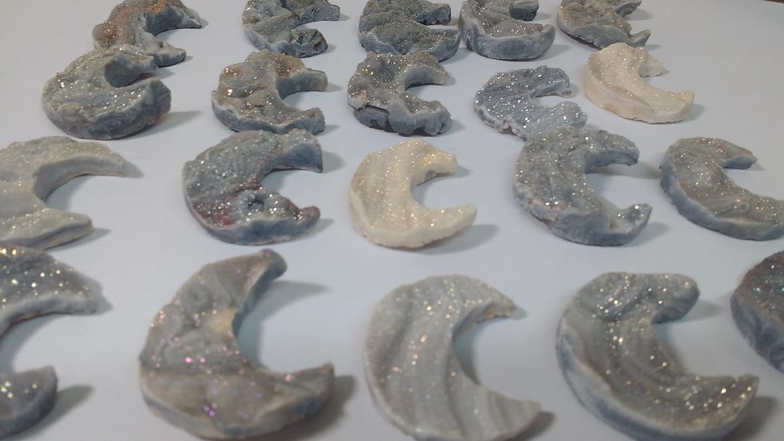 Stones from Uruguay - Light Angel Aura Druzy Chacedony Half Moon,25mm