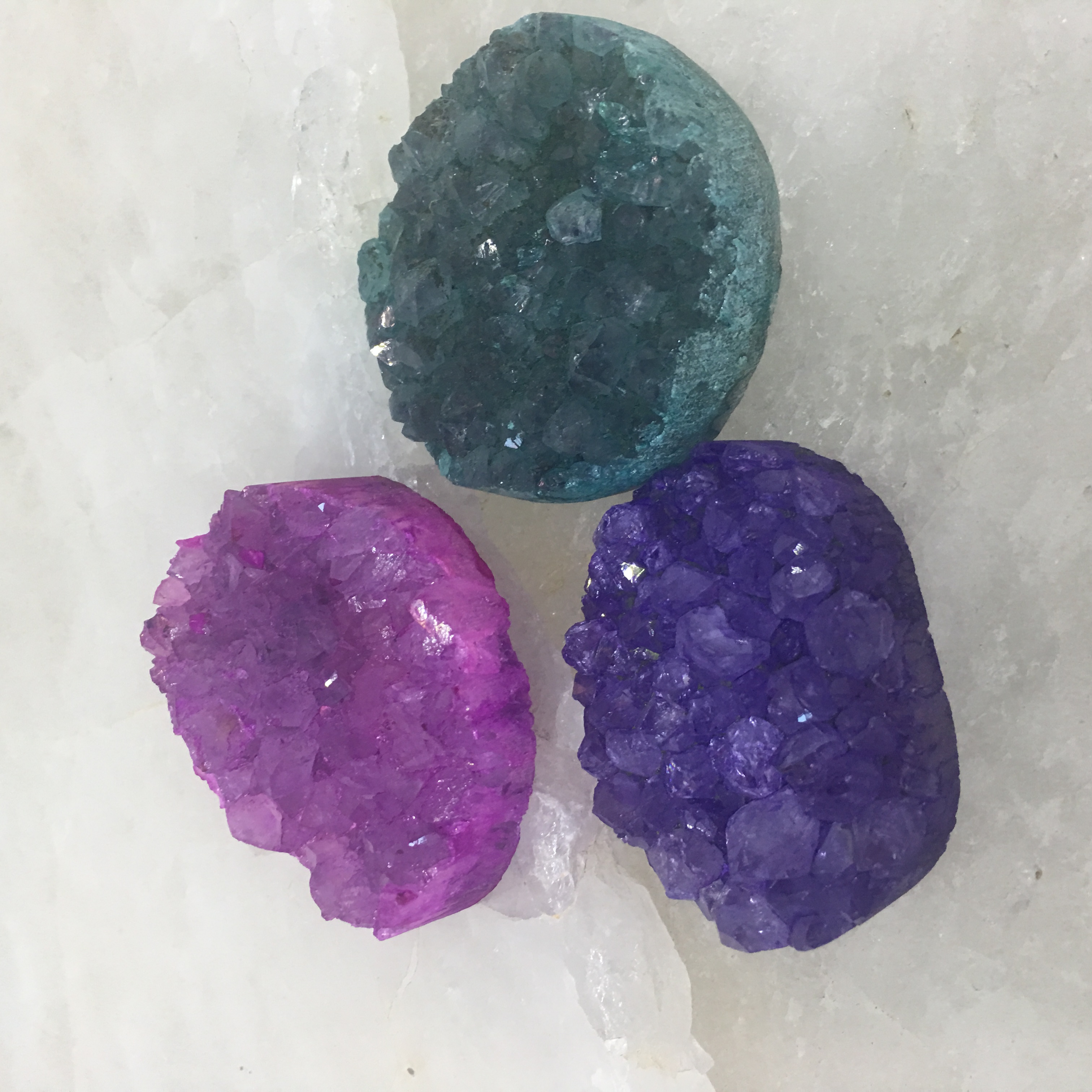 Stones from Uruguay - Dyed Amethyts Druzy Free Form