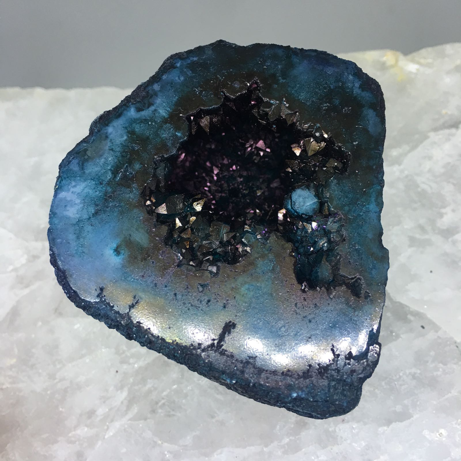 Stones from Uruguay - Teal Color Dyed Druzy Geode