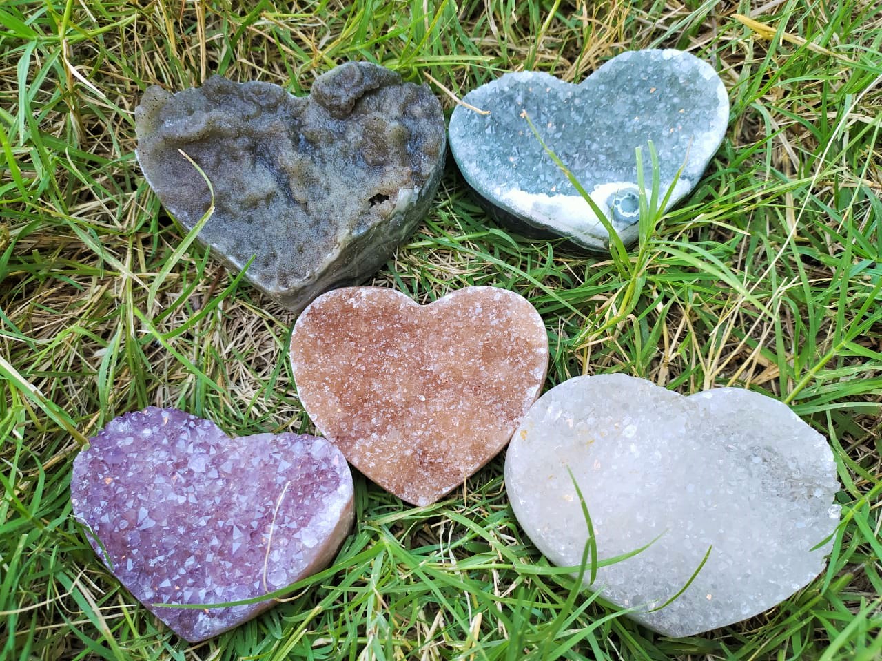 Stones from Uruguay - MIXED COLORS AMETHYST DRUZY HEARTS - DRUZY HEARTS - AMETHYST DRUZY HEARTS