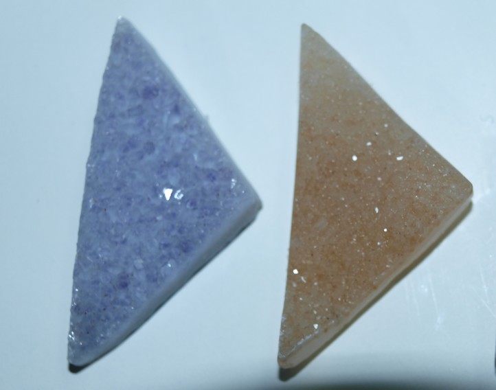 Stones from Uruguay - Druzy Isosceles Triangle for Jewelries