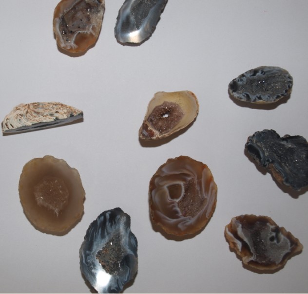 Stones from Uruguay - Agate Geode Druzy