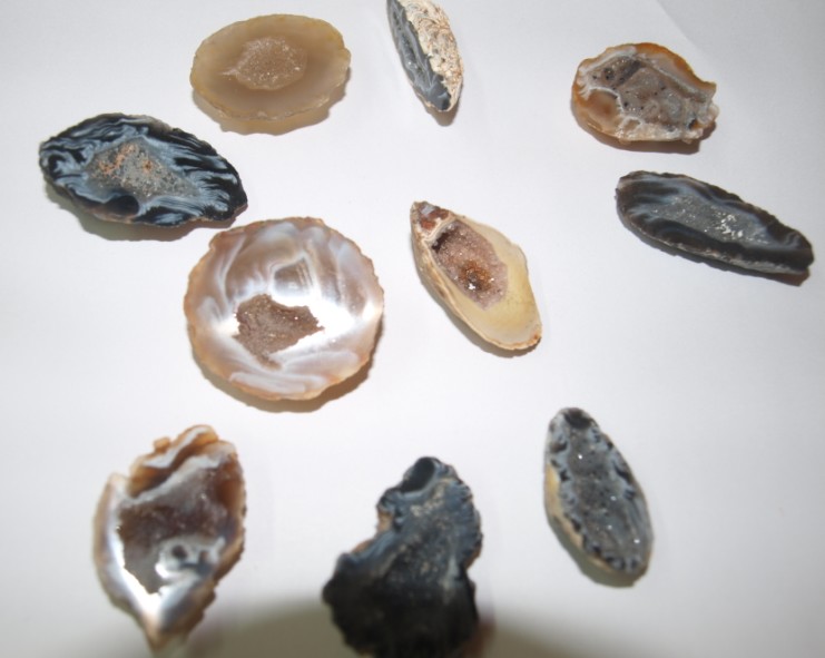 Stones from Uruguay - Agate Geode Druzy