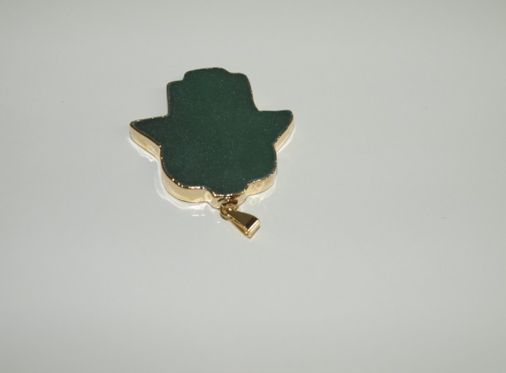 Stones from Uruguay - Green Aventurine Hamsa Pendant with Gold Electroplating