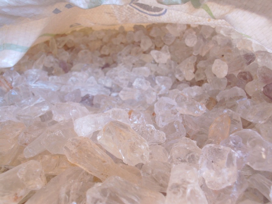 Stones from Uruguay - Uruguayan Crystal for Prasiolite (4-10gr)
