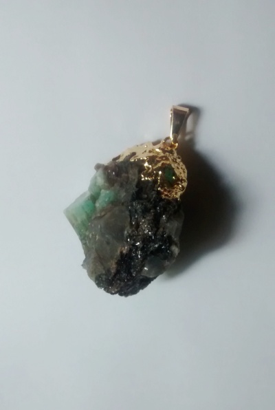 Stones from Uruguay - Raw Emerald Pendant in Quartz with Gold Plating