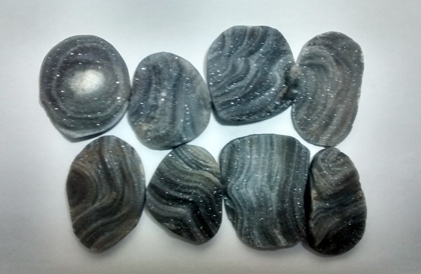 Stones from Uruguay - Chalcedony Druzy  Free Form, Size 21-35mm
