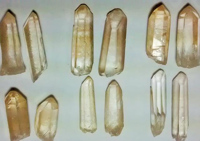 Stones from Uruguay - Yellow Lemurian Quartz Crystal Point Pairs
