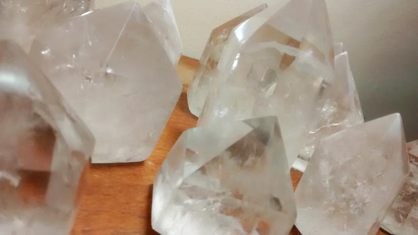 Stones from Uruguay - Polished Crystal Points with Cut Base