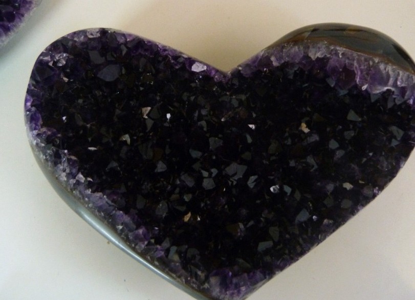 Stones from Uruguay -  Amethyst Druzy Heart