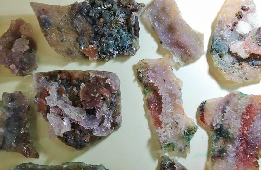 Stones from Uruguay - Cluster Quartz Mineral Zeolite Gemstone