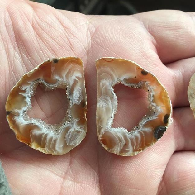 Stones from Uruguay - Polished Agate Geode Slice for Earrings
