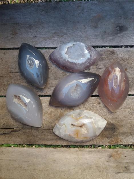 Stones from Uruguay - Polished Agate Geode Druzy Maquise  for Decoration and Home/ Agate Geode Druzy Agate Gemstone Cabochon Marquise for Gift