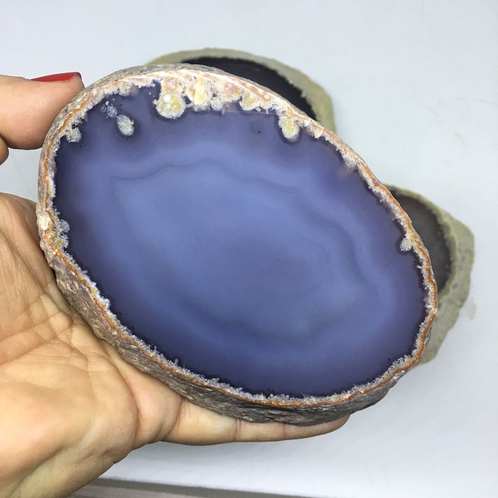 Stones from Uruguay - Natural Water Agate Geode  with Water Trapped-Enhydro Geode (Water Agate)