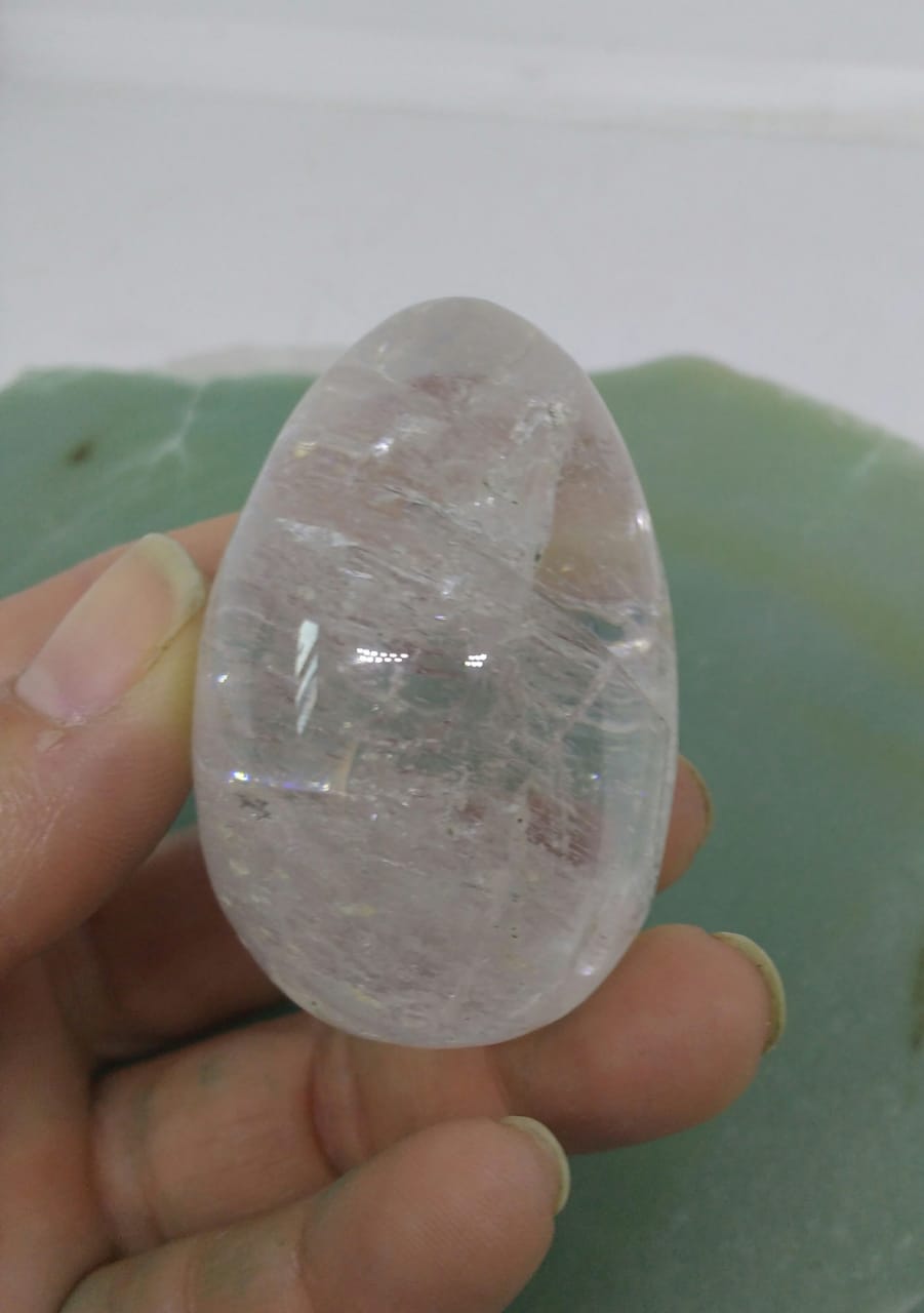 Stones from Uruguay - Clear Quartz Yoni Eggs Uilized to Generates Electromagnetism and Dispels static Electricity 
