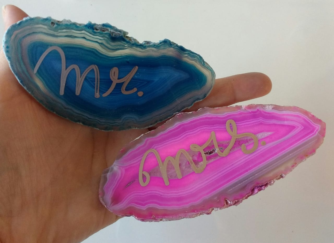 Stones from Uruguay - Agate Slices Calligraphy Agate Slice Place Cards - Personalized Agate Slice Place Cards - Agate  Slice Place Cards - Agate Slice Wedding Favor