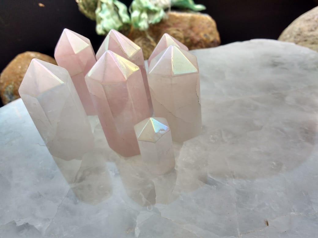 Stones from Uruguay - Angel Flame Aura Rose Quartz Points to Jewelry Making - Angel Royal Aura Rose Quartz Points for Wire Warapped - Titanium Aura Coated Rose Quartz Points - Angel Aura Titanium Treated Rose Quartz Points