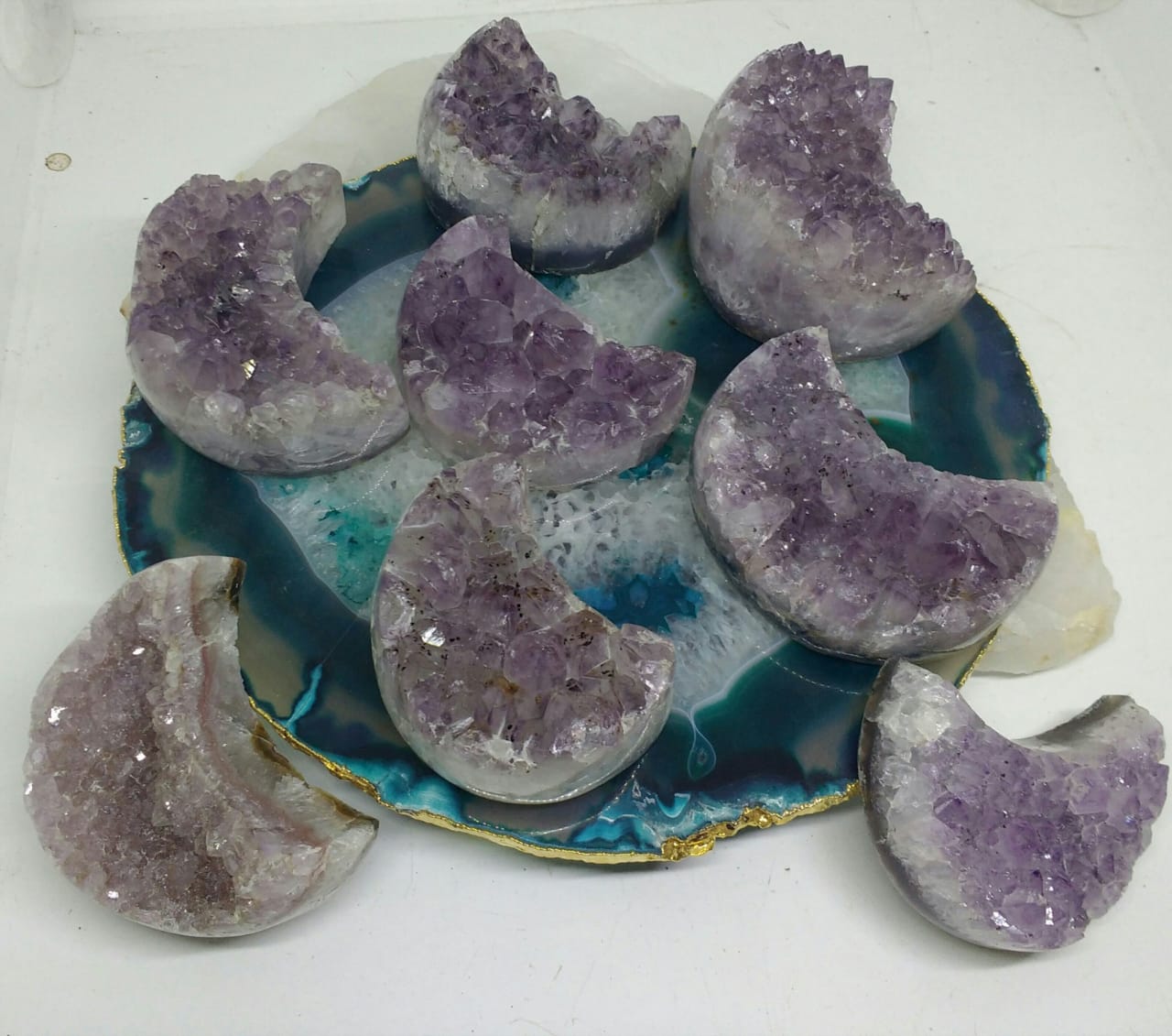 Stones from Uruguay - Polished Amethyst Druzy Half Moon for Decoration, Meditation, Spiritual Work - Polished Amethyst Cluster Moon  Crescent  for Reiki Grids, Decoration and Concentration.