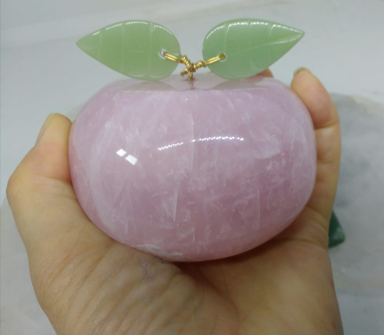 Stones from Uruguay - Rose Quartz Carving Apple - Rose Quartz Carving Apple for Love, Rose Quartz Apple for Home 