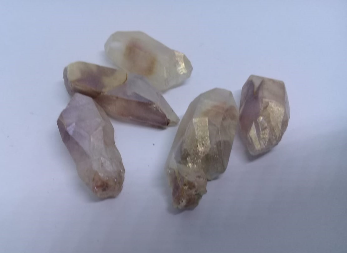 Stones from Uruguay -  Angel Flame Aura Red Phantom Points - Angel  Royal Aura Red Phantom Points