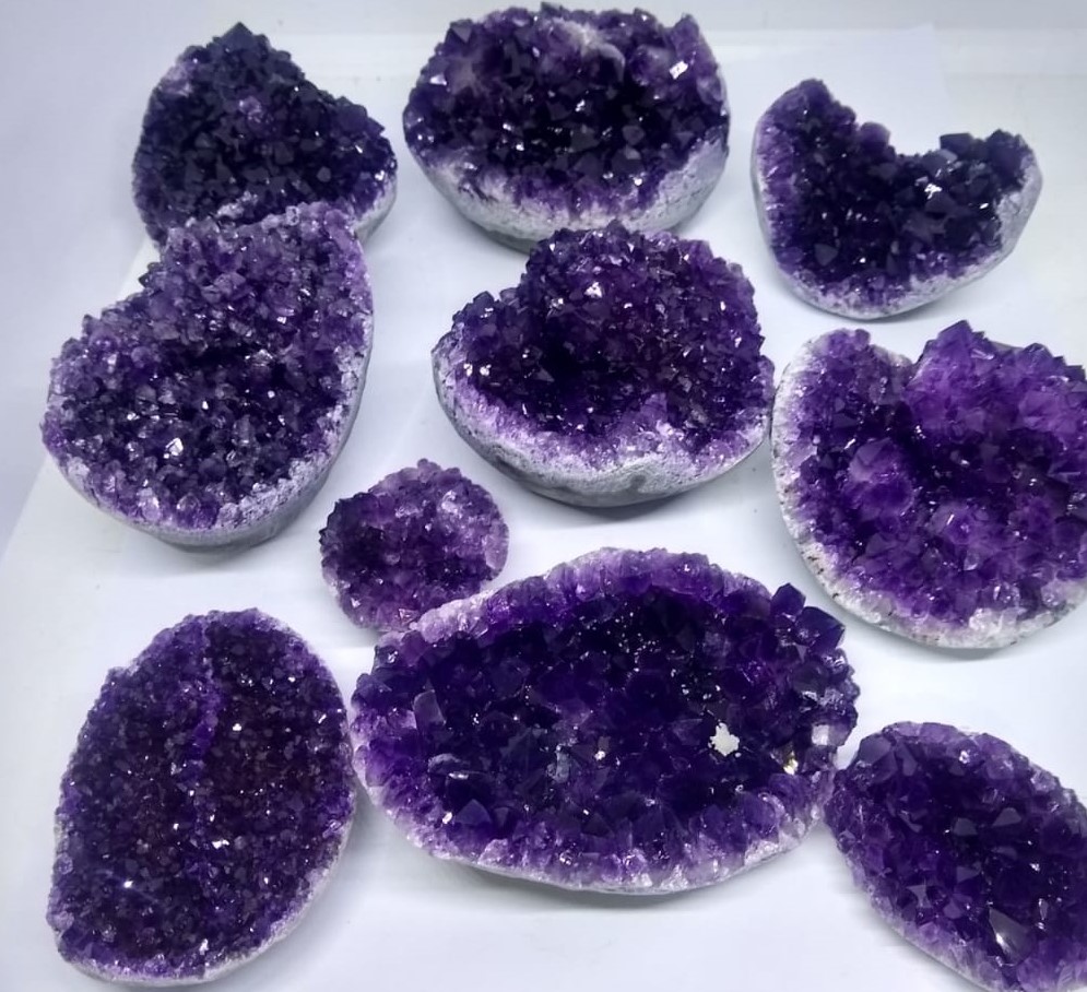 Stones from Uruguay - AMETHYST CLUSTER  CAKES   -  AMETHYST DRUZY CAKES