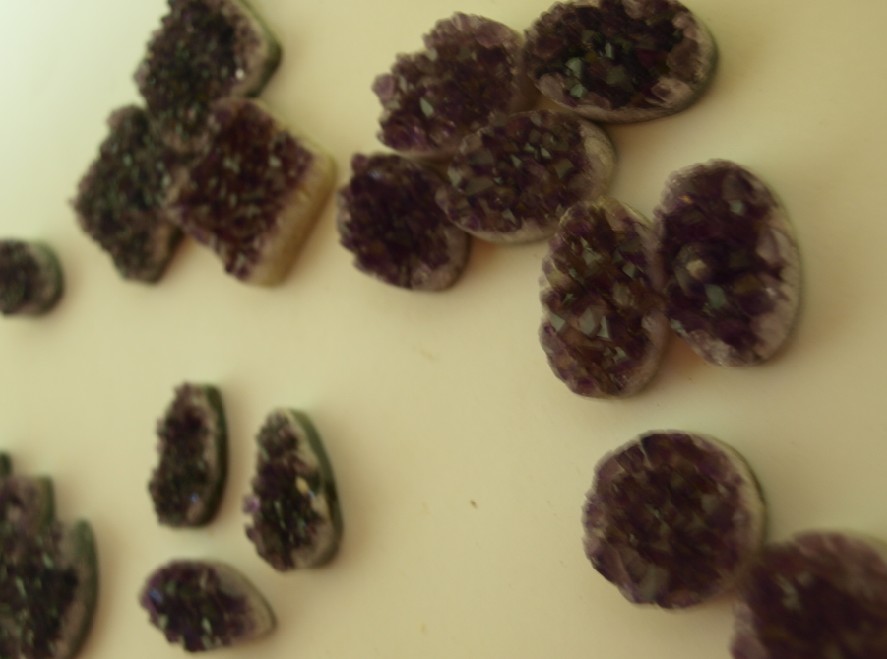 Stones from Uruguay - Calibrated Amethyst Druzy with Dark Purple Colors