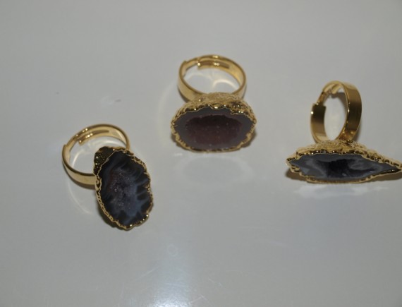 Stones from Uruguay - Agate Geode Druzy Ring with Gold Plated